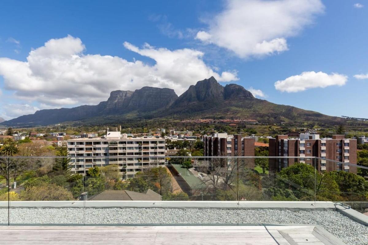 Central Southern Suburbs Leafy Village Neighbourhood Cape Town Bagian luar foto
